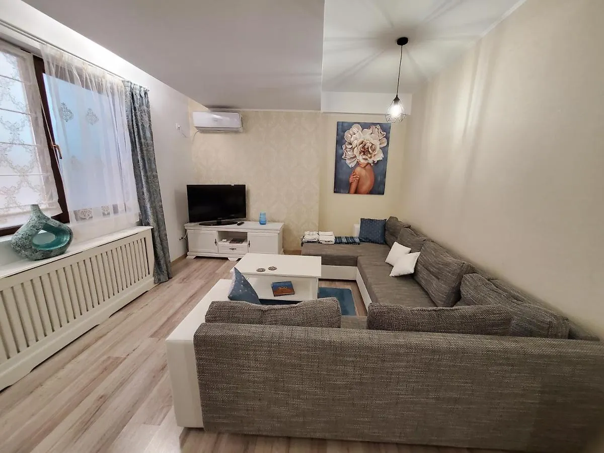 kontakty Morii Lake Special Apartment